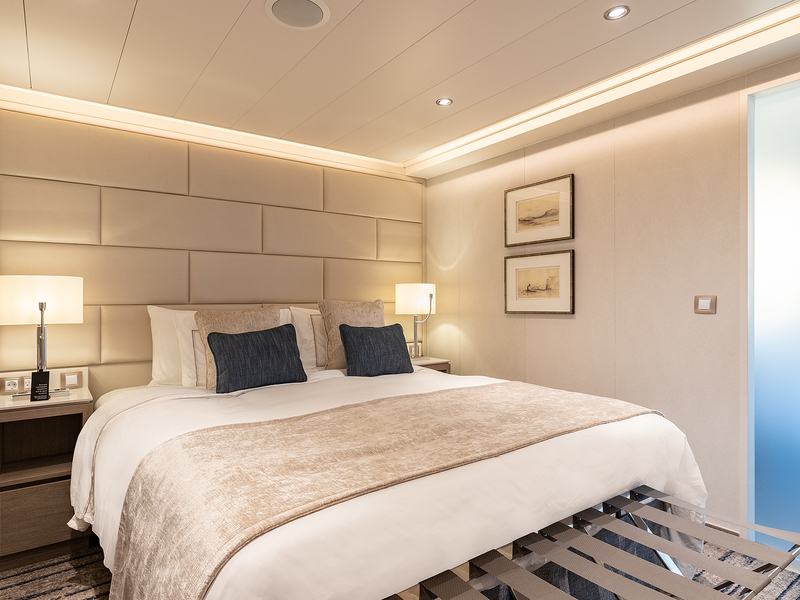Silver Suite